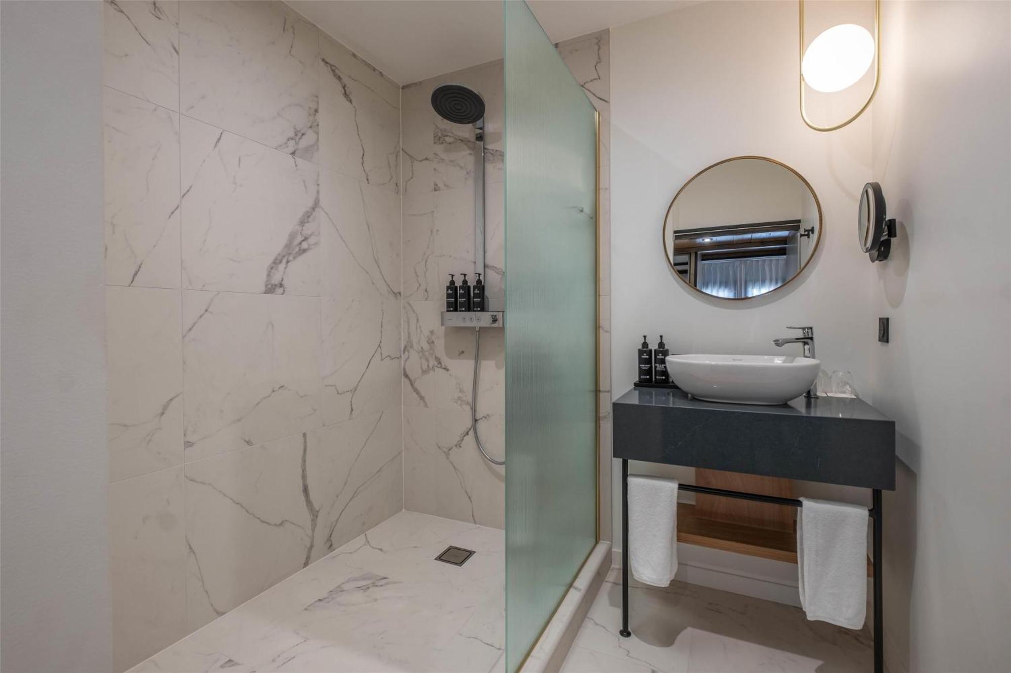 Duplex Collection Room